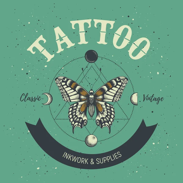 Плакат студии татуировок. Классическая и винтажная татуировка. Бабочка, астрологические символы, фазы луны и сакральная геометрия . — стоковый вектор