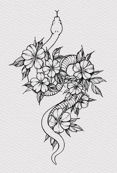 Τατουάζ φίδι διακοσμημένα λουλούδια. Σχεδιασμός T-shirt — Φωτογραφία Αρχείου