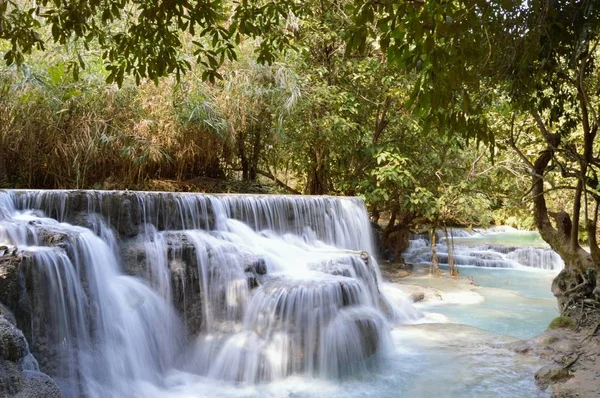 Luang Prabang Laos Kuang Si Nehri ve Şelaleler