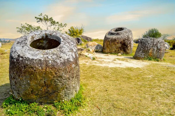 Phonsavan Laos'taki Kavanozlar Ovası'ndaki Büyük Kavanoz