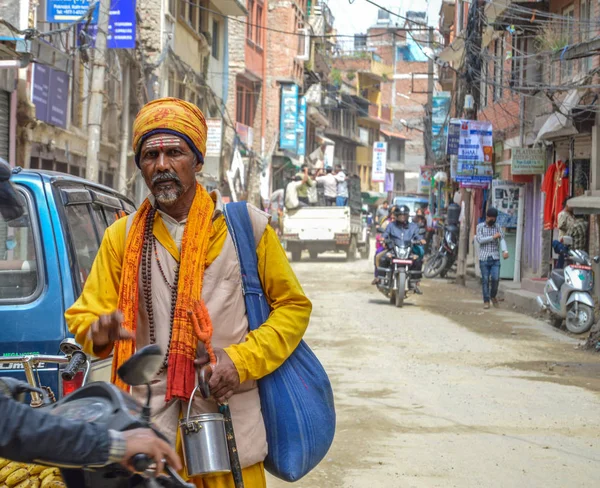 Hombre Tradicional Vestido en Katmandú, Nepal — Foto de Stock