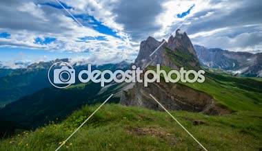 4 k zaman atlamalı Seceda Dağı Dolomites, İtalya