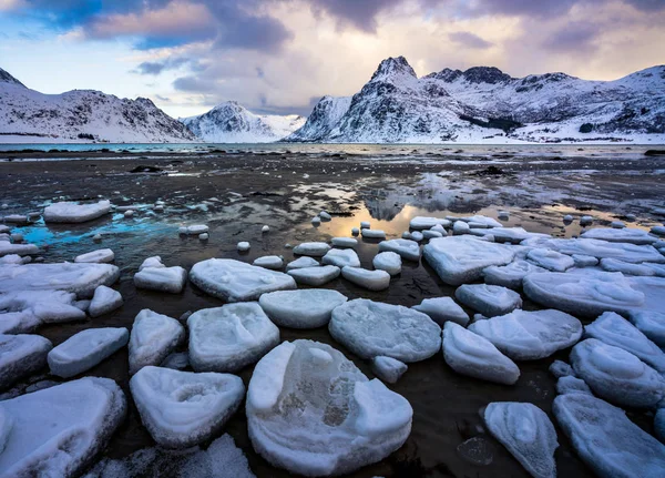 Isole Lofoten in inverno, Norvegia, Europa — Foto Stock