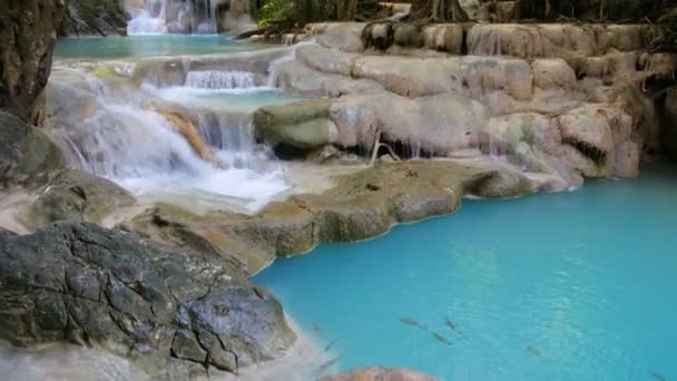 Erawan Waterfall Dolly Shot Kanchanaburi Ταϊλάνδη — Αρχείο Βίντεο