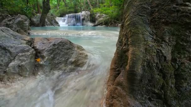 Cascade d'Erawan, Kanchanaburi, Thaïlande