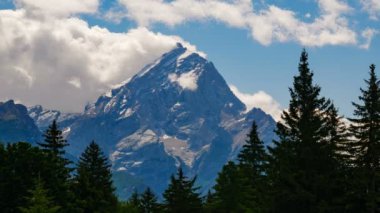4K Timelapse Dağ Zirvesi, Dolomitler Alpleri, İtalya