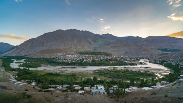 Tag Nacht Zeitraffer Des Indus Und Der Stadt Kargil Mit — Stockvideo