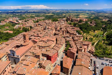 Siena 'nın eski şehri, antik mimarisi olan ortaçağ şehri, Toskana, İtalya
