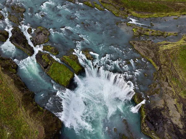 Skyview För Vattenfallet Goðafoss Det Spektakulära Vattenfallen Island Skjlfandafljt River — Stockfoto