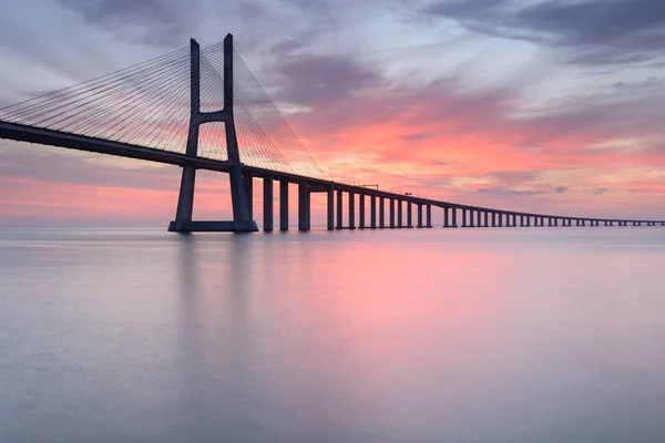 Vasco Gama Puente Paisaje Amanecer Uno Los Puentes Más Largos — Foto de Stock