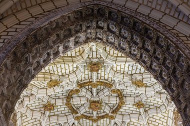Toledo, İspanya - 28 Ocak 2014: Çatıya Toledo katedral içinde ayrıntılarını.