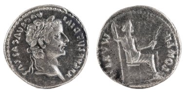 Antik Roma gümüş denarius'ların İmparator Tiberius.