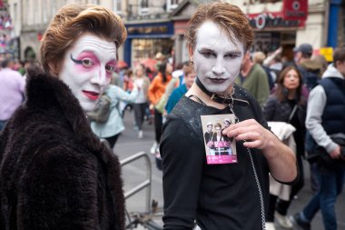 Edinburgh Festival Fringe 3-27 August 2018.Festival of street theater in Edinburgh an international festival organized in Edinburgh since 1947. The idea of the first festival was to fill up the divisions in the world, especially after the recent war clipart