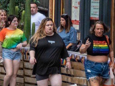 Glasgow 'un Onur Madalyası 19 Temmuz 2025. Glasgow, İskoçya sokaklarında. Kelvingrove Park 'tan başlayarak şehir merkezine gitti ve Barrowland Park' ta LGBTQ + insanları desteklemek için bitirdi. 