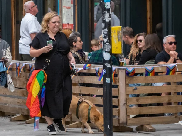 Glasgow 'un Onur Madalyası 19 Temmuz 2025. Glasgow, İskoçya sokaklarında. Kelvingrove Park 'tan başlayarak şehir merkezine gitti ve Barrowland Park' ta LGBTQ + insanları desteklemek için bitirdi. 