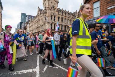 Glasgow 'un Onur Madalyası 19 Temmuz 2025. Glasgow, İskoçya sokaklarında. Kelvingrove Park 'tan başlayarak şehir merkezine gitti ve Barrowland Park' ta LGBTQ + insanları desteklemek için bitirdi..