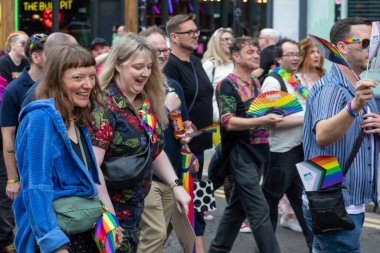 Glasgow 'un Onur Madalyası 19 Temmuz 2025. Glasgow, İskoçya sokaklarında. Kelvingrove Park 'tan başlayarak şehir merkezine gitti ve Barrowland Park' ta LGBTQ + insanları desteklemek için bitirdi..