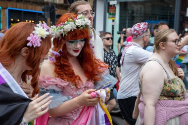 Glasgow 'un Onur Madalyası 19 Temmuz 2025. Glasgow, İskoçya sokaklarında. Kelvingrove Park 'tan başlayarak şehir merkezine gitti ve Barrowland Park' ta LGBTQ + insanları desteklemek için bitirdi..