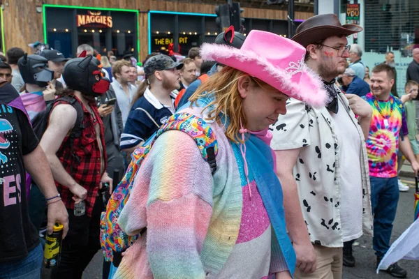 Glasgow 'un Onur Madalyası 19 Temmuz 2025. Glasgow, İskoçya sokaklarında. Kelvingrove Park 'tan başlayarak şehir merkezine gitti ve Barrowland Park' ta LGBTQ + insanları desteklemek için bitirdi. 