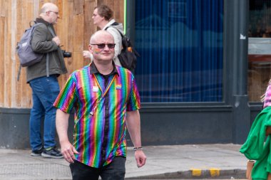 Glasgow 'un Onur Madalyası 19 Temmuz 2025. Glasgow, İskoçya sokaklarında. Kelvingrove Park 'tan başlayarak şehir merkezine gitti ve Barrowland Park' ta LGBTQ + insanları desteklemek için bitirdi. 