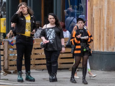 Glasgow 'un Onur Madalyası 19 Temmuz 2025. Glasgow, İskoçya sokaklarında. Kelvingrove Park 'tan başlayarak şehir merkezine gitti ve Barrowland Park' ta LGBTQ + insanları desteklemek için bitirdi. 