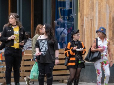 Glasgow 'un Onur Madalyası 19 Temmuz 2025. Glasgow, İskoçya sokaklarında. Kelvingrove Park 'tan başlayarak şehir merkezine gitti ve Barrowland Park' ta LGBTQ + insanları desteklemek için bitirdi. 