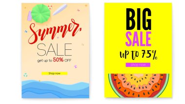 İndirim, yaz teklif alışveriş için ayağa kalk. Posterleri ayarla, yaz satış sunuyoruz. Büyük bir indirim var, karpuzun yarısı geçmişe sahip parlak afiş. Şezlonglar, Güneş şemsiyesi ile sahil, kumlu plaj.