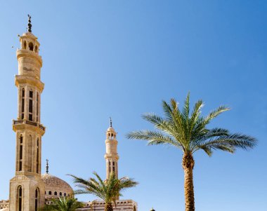 iki tarihi palms iki minare Sharm El içinde El-Mustafa Camii