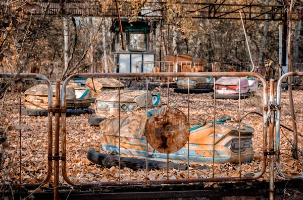 Кинутих Луна-парк в Чорнобилі — стокове фото