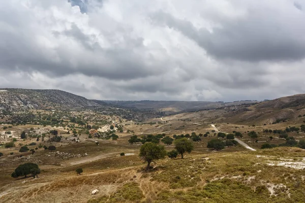 Vista del valle de las tierras altas de Chipre — Foto de Stock