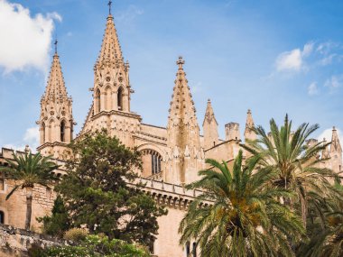 Tarihi mekanları. La Seu