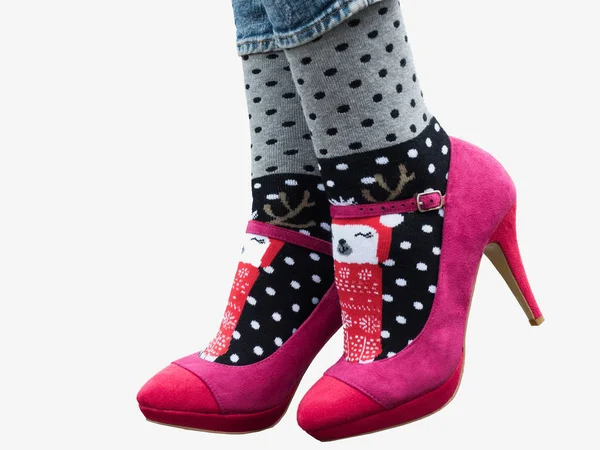 Γυναικεία Πόδια Κομψά Παπούτσια Φωτεινό Ποικιλόχρωμος Κάλτσες Χριστούγεννα Και Νέο — Φωτογραφία Αρχείου