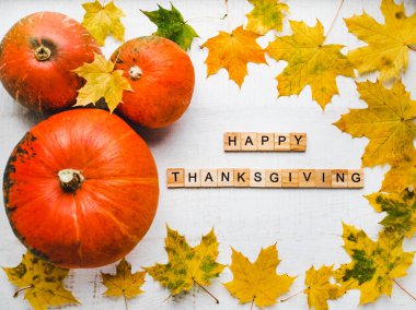 Olgun kabak ile parlak Şükran Günü tebrik kartı