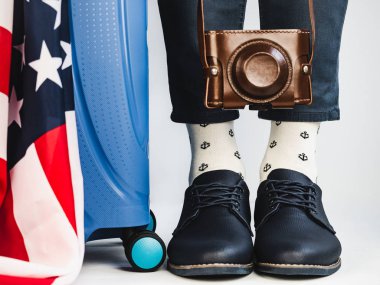 Erkek bacaklar, ABD bayrağı ve parlak çorap