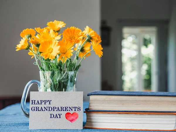 Journée Nationale Des Grands Parents Belles Fleurs Lumineuses Allongées Sur — Photo