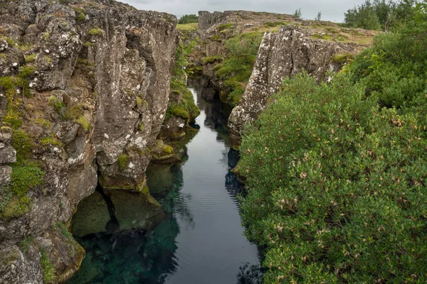 호수와 풍경입니다 Tingvellir 아이슬란드 공원입니다 어셈블리 장소는 Althing — 스톡 사진