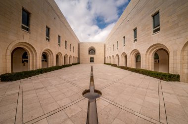 Yol ve Kudüs'ün şehri güzel köprü. İsrail. Orta Doğu.