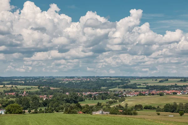 Dorpje Het Midden Van Het Duitse Platteland Met Bossen Velden — Stockfoto