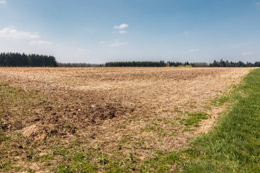 Tepeler ile Alman kırsal ortasında büyük alanlar, f