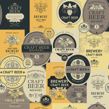retro tarzında çeşitli bira etiketleri ile Dikişsiz desen