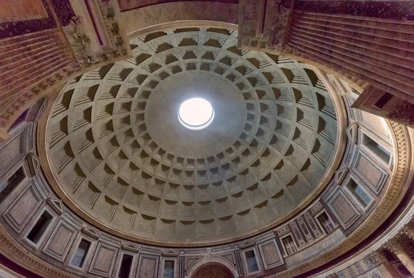 Trou Dans Toit Panthéon Rome Italie Soleil Regarde Travers — Photo