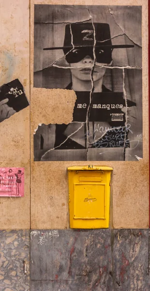 Yellow Postbox Wall Montmartre Paris France — стоковое фото