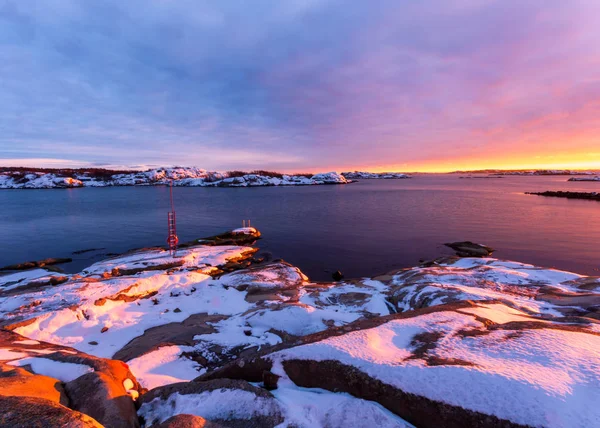 Růžový Západ Slunce Nad Skalnatém Ostrově Západním Pobřeží Gothenburg Švédsko — Stock fotografie