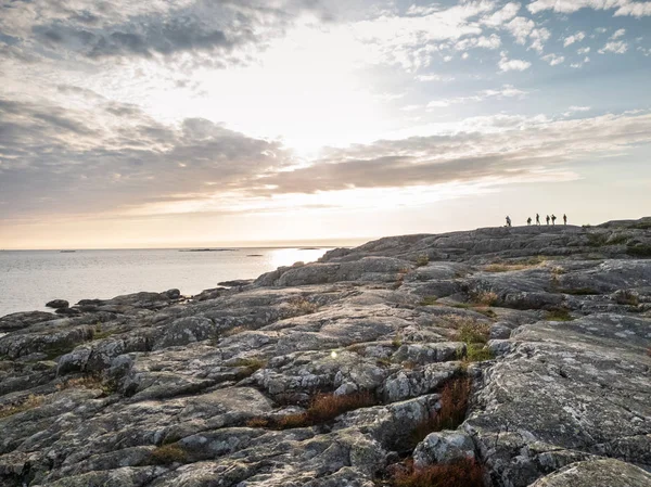 Silhouette d'un groupe de photographes témoins et photographes — Photo