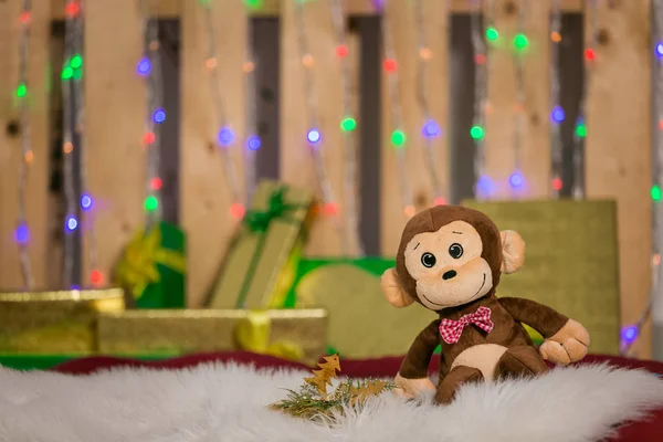 Szczęśliwego Nowego Roku Wesołych Świąt Bożego Narodzenia Monkey Zabawka Tle — Zdjęcie stockowe