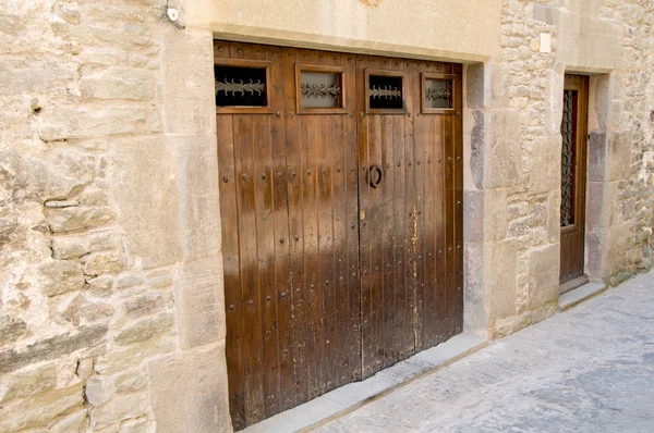 Старая Дверь Каменном Доме — стоковое фото