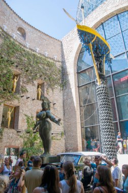 Figueres,İspanya - 10 Ağustos 2013: Salvador Dali Tiyatro Müzesi, Figueres, İspanya 