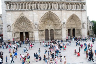 Paris, Fransa -13 Ağustos 2013- Notre Dame de Paris katedrali.