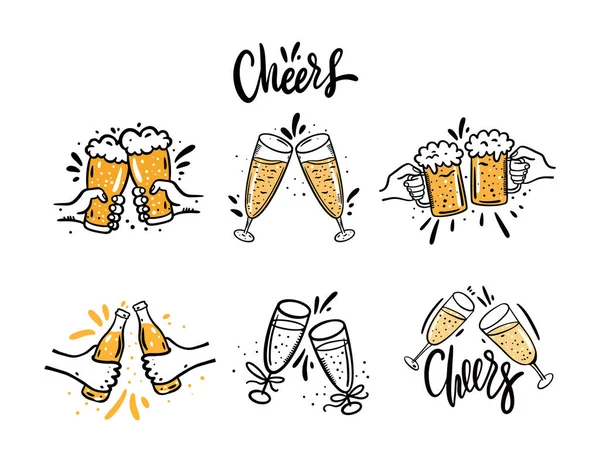 Proost met bier glazen. Hand getekende vector illustratie instellen. Cartoon stijl. Geïsoleerd op witte achtergrond. — Stockvector