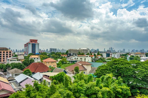 泰国曼谷 2018年8月22日 曼谷城市景观镇地区与周围的建筑在开放的天空 — 图库照片
